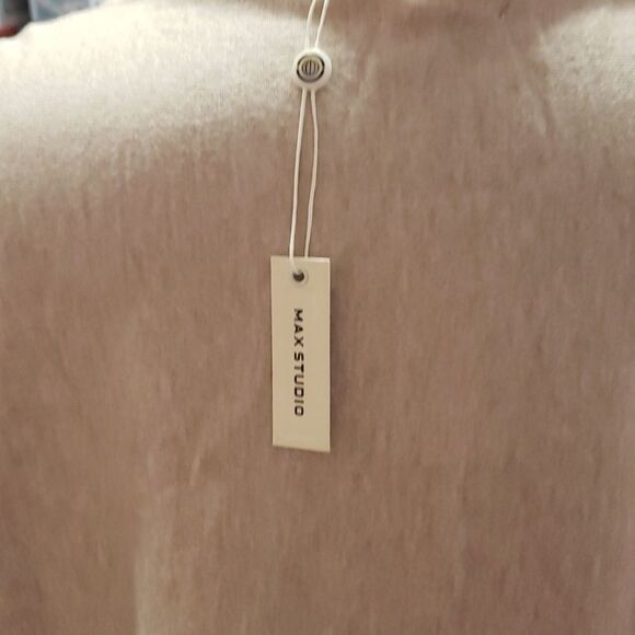 *Today only* Max Studio 3/4 sleeve Ruched Sweater sz 3x 20-22 NWT - Picture 5 of 9